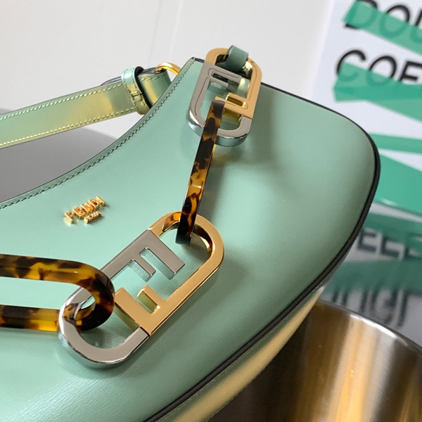 スーパーコピーブランドバッグ角部分ディテール